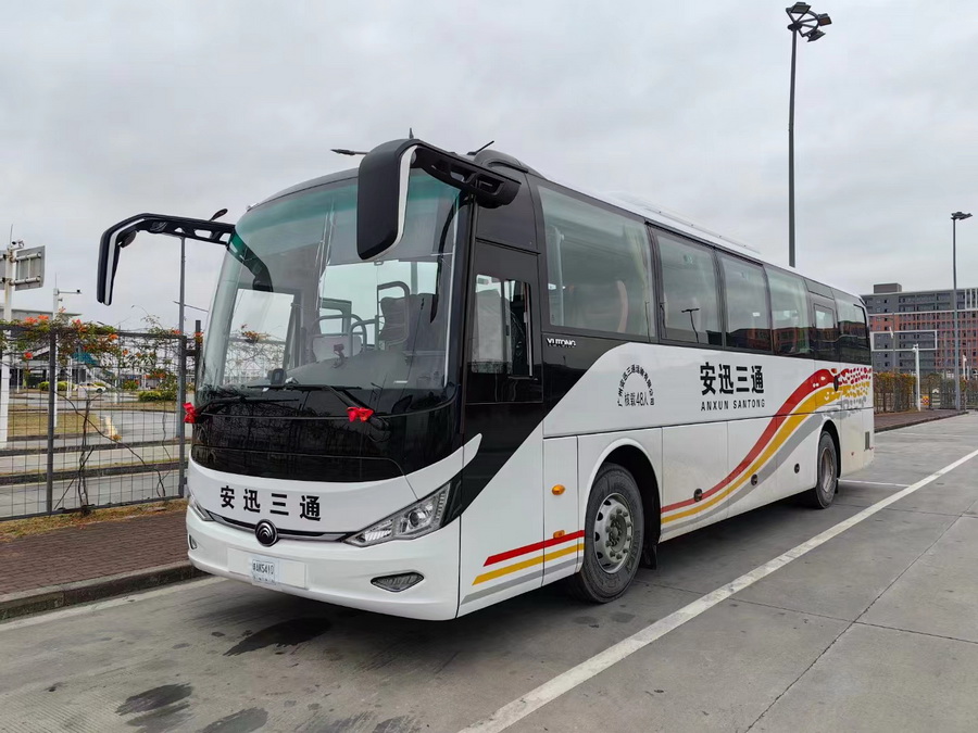 安迅三通豪华48座旅游大巴出租
